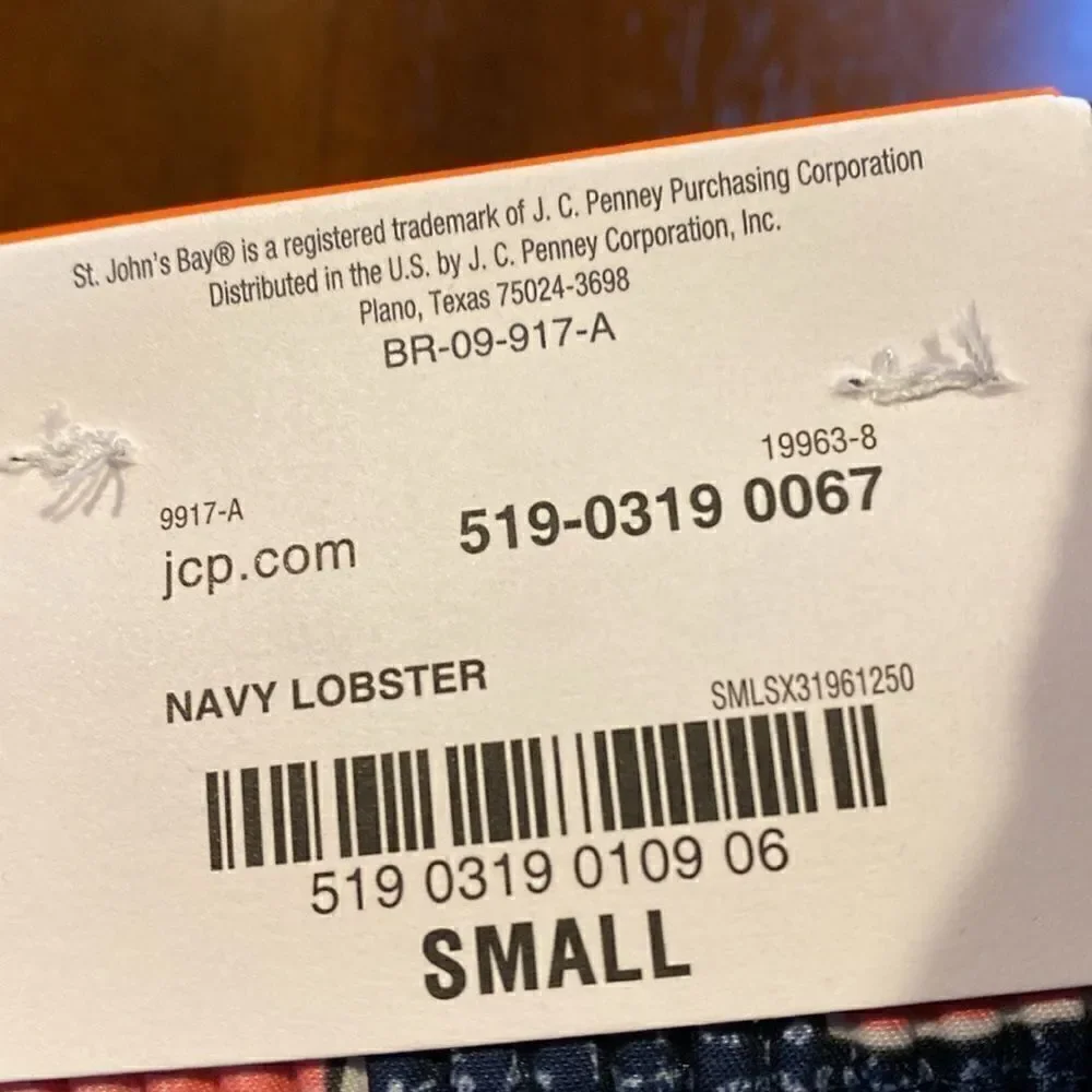 St. John’s Bay Lobster  9” Inseam Men’s UPF 50+ Swim Shorts Size Small
